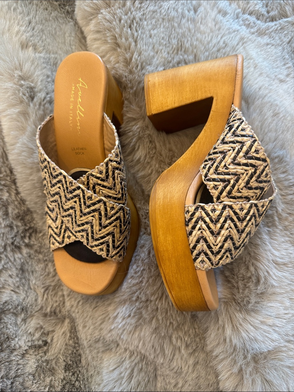 Woven Platform Slide Sandals in Natural Black - Women